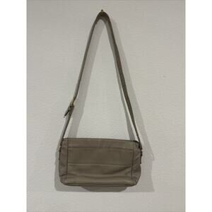 SAS Crossbody Handbag Leather Made In USA Cream/light Tan/Beige Pearl/ Metallic